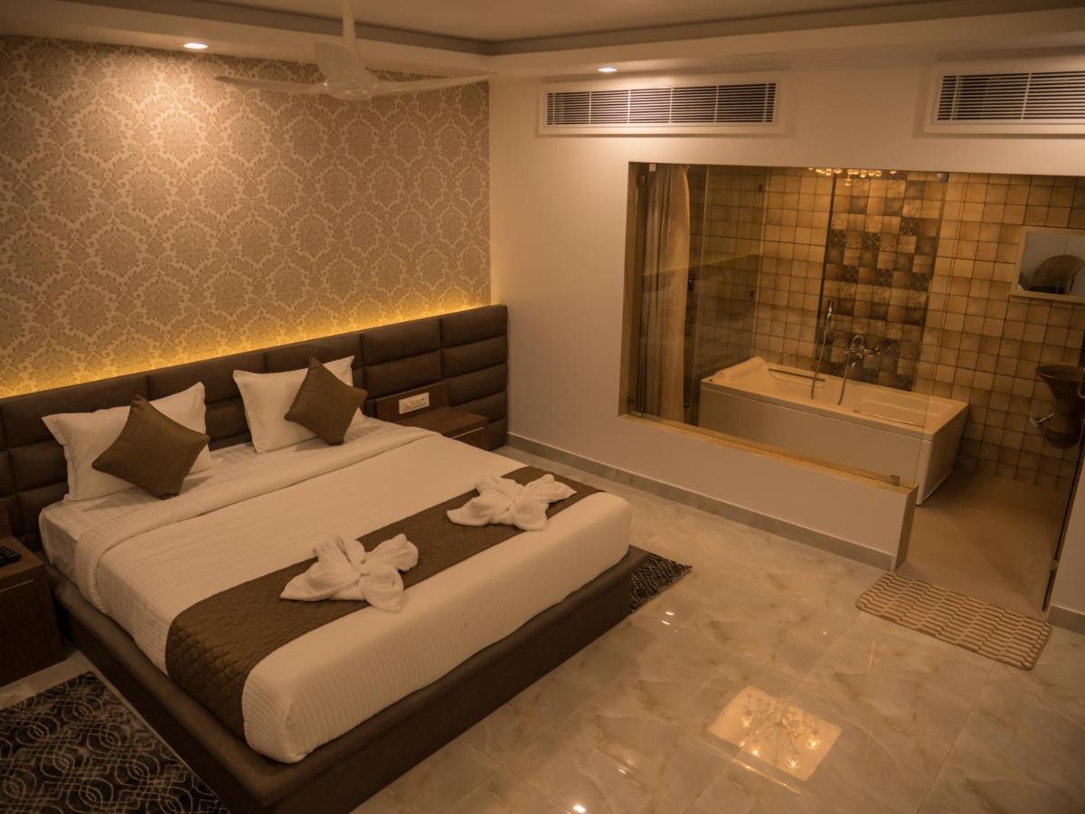 Hotel Blue Waves Jangli Ghāt Exterior foto