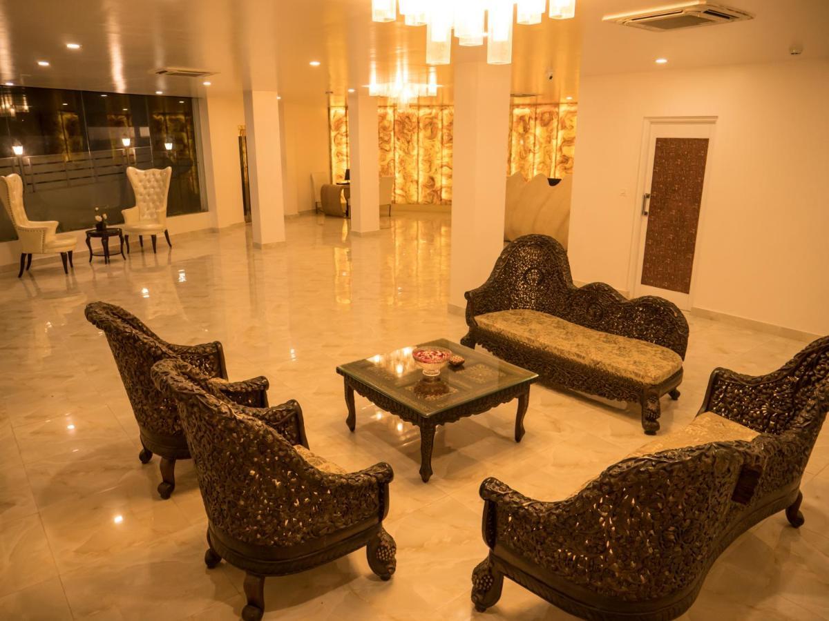 Hotel Blue Waves Jangli Ghāt Exterior foto